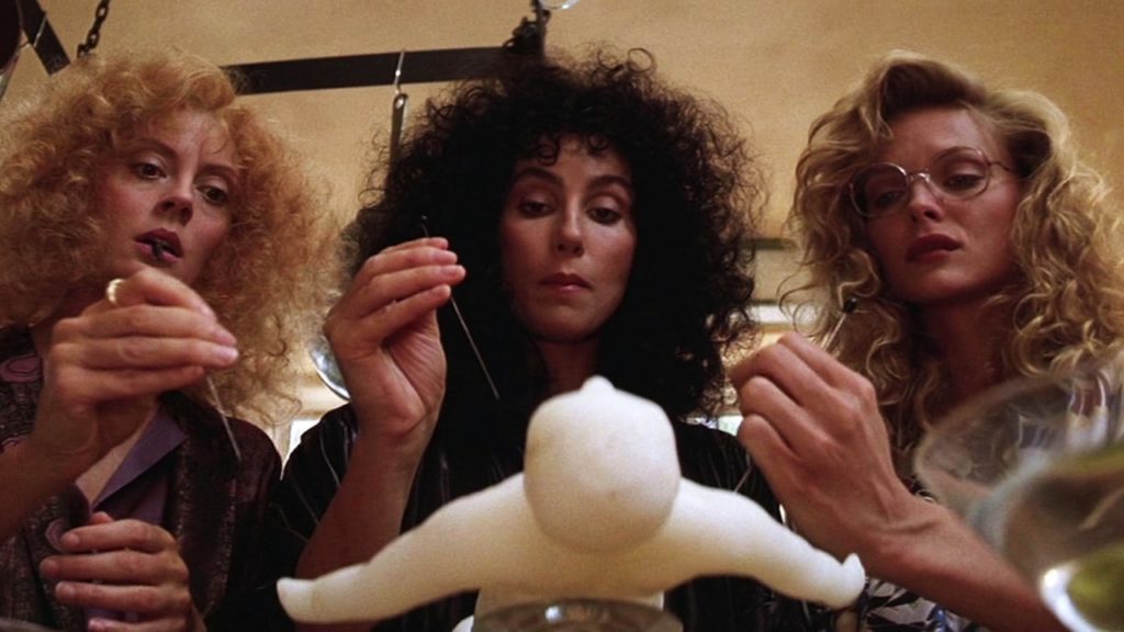 Cher, Michelle Pfieffer, and Susan Sarandon in The Witches of Eastwick